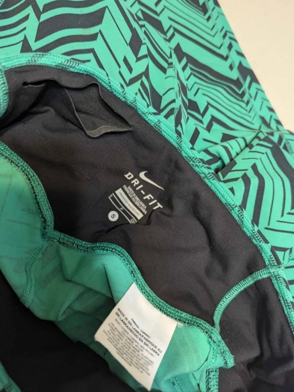 Nike small leggings